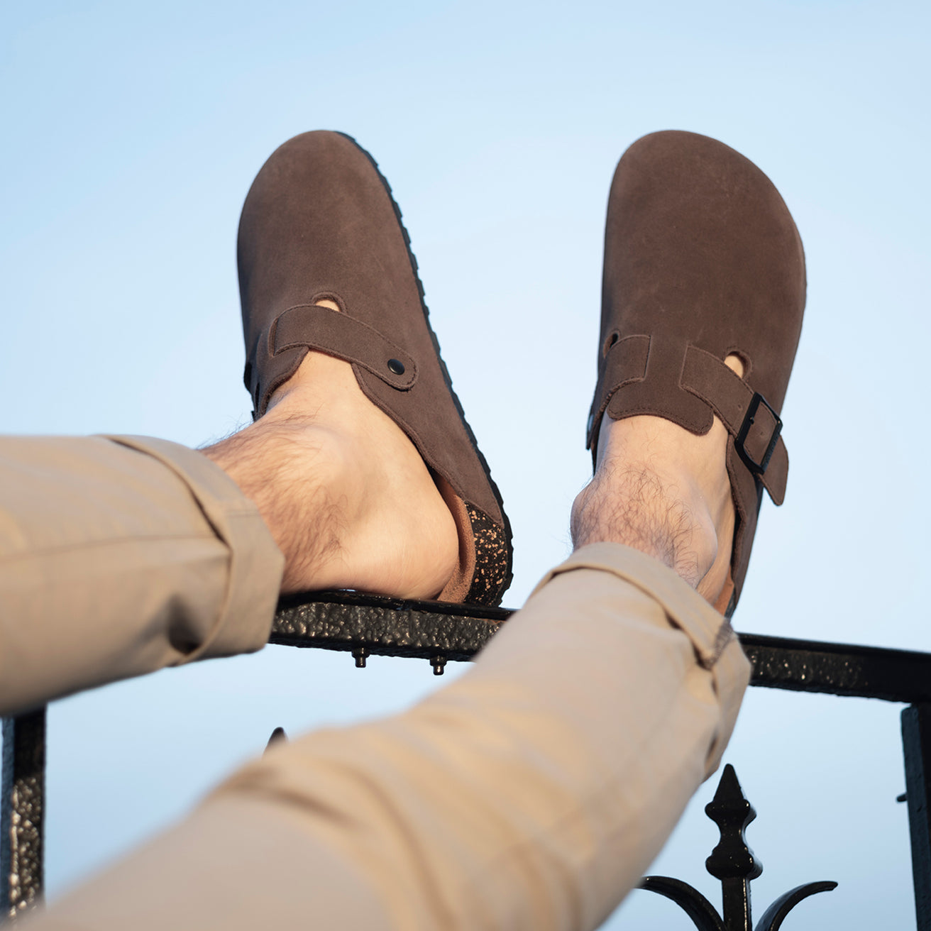 Zuecos mules cuero Hombre Chocolate