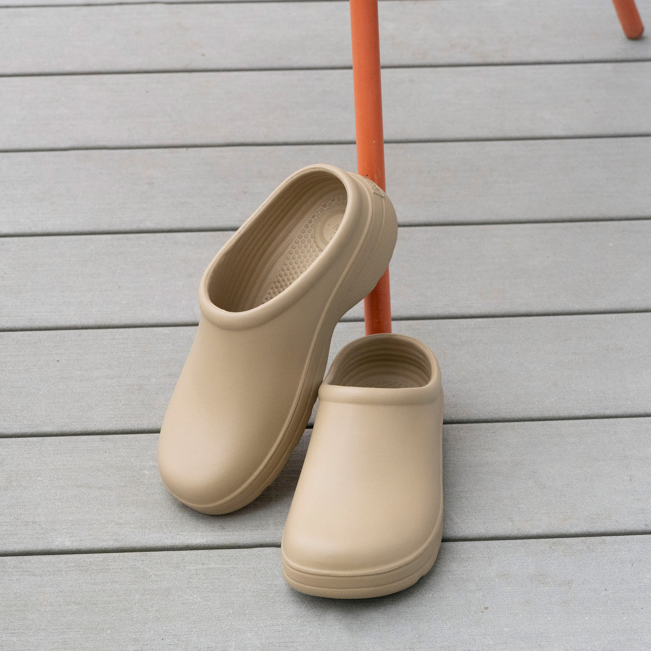 Zuecos de jardinería Mujer Beige