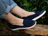 FEMME-Ballerines-marine-nouvelle-co-hiver-2025