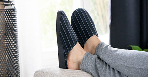 <strong>ZAPATILLAS DE CASA</strong>