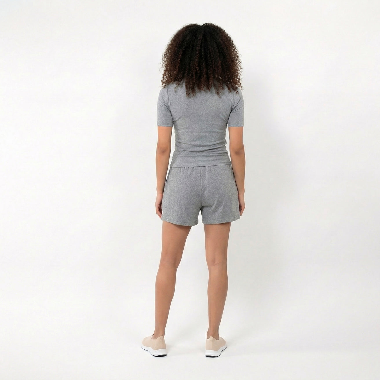 Short Mujer Gris