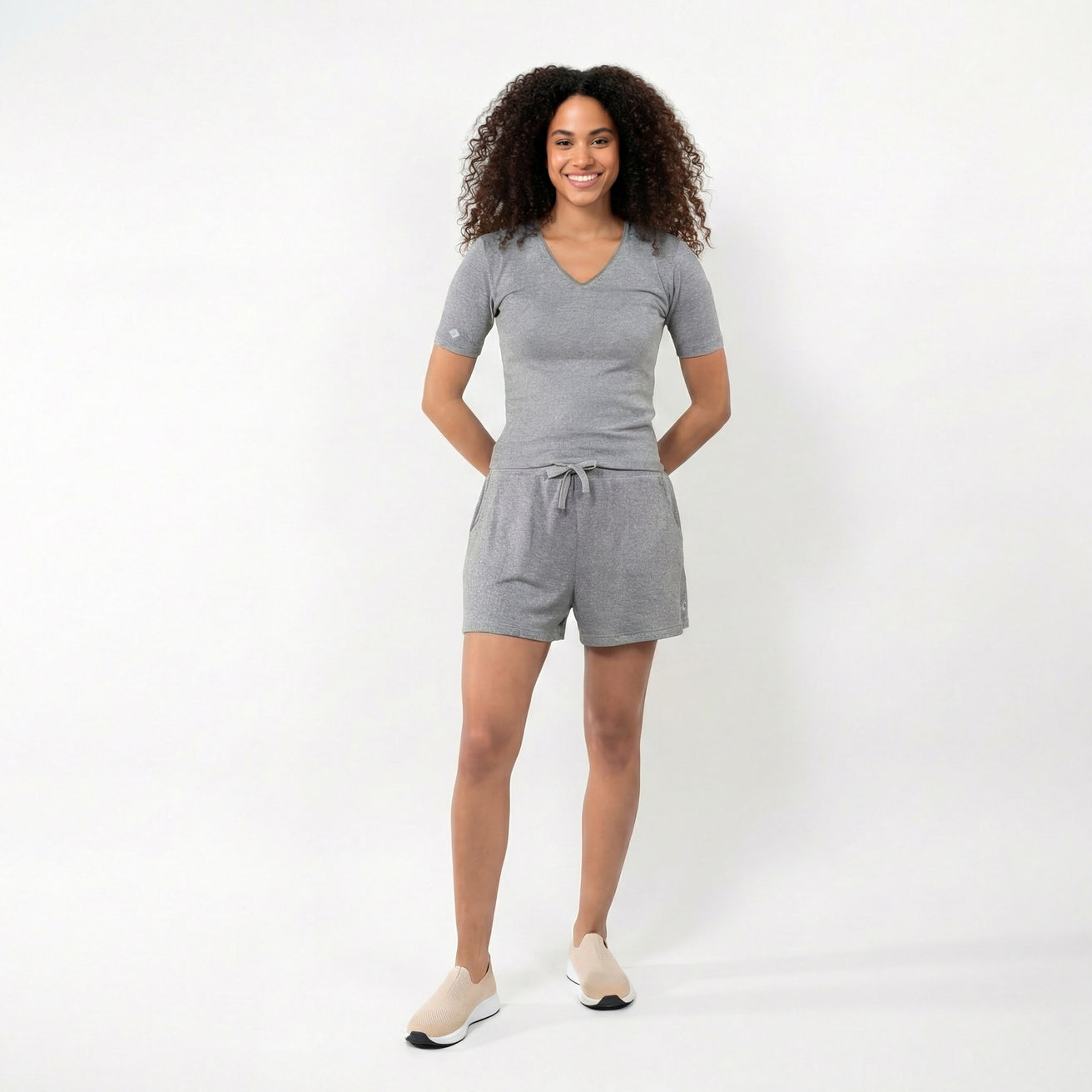 Short Mujer Gris