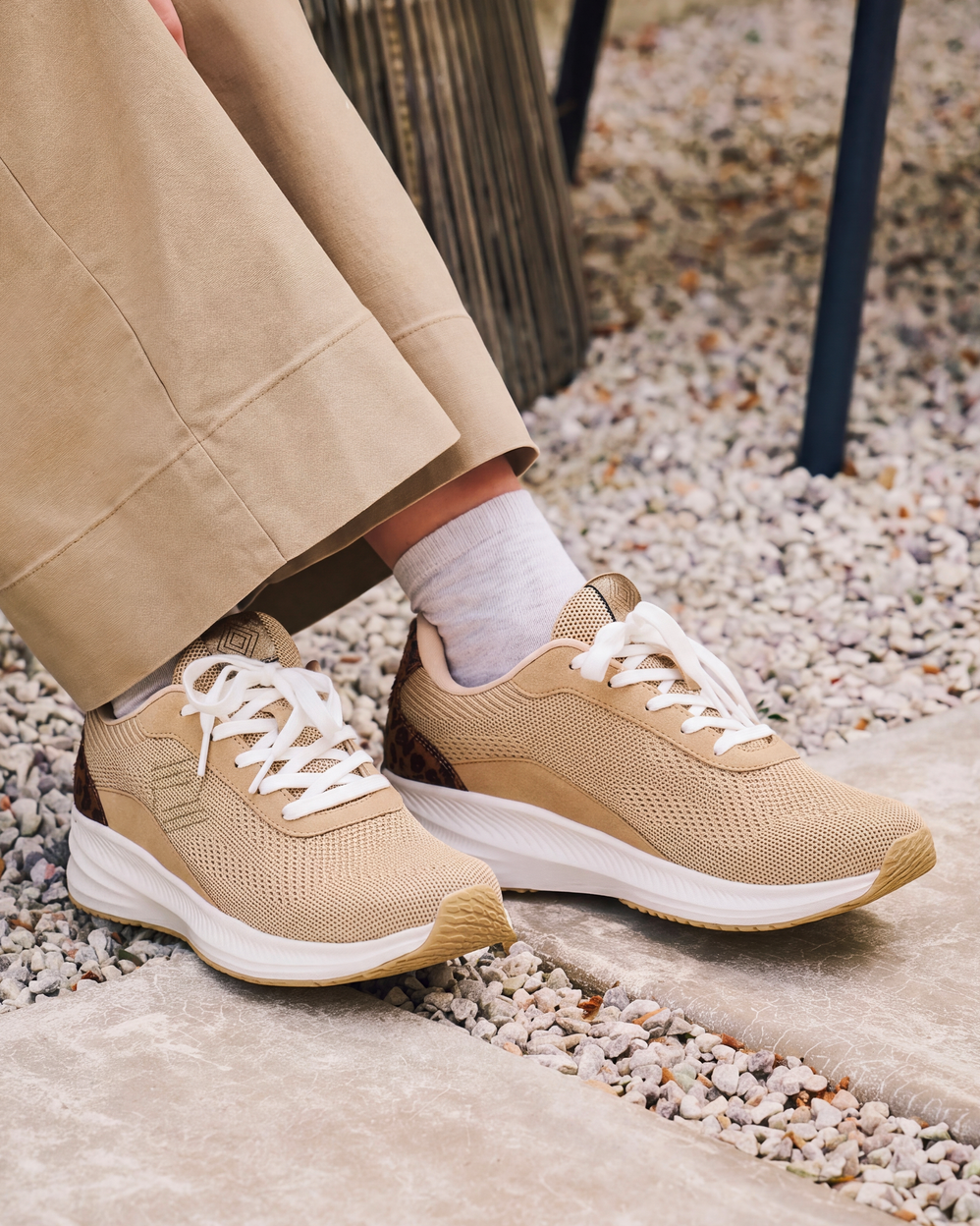 Tenis Mujer Confort Beige/Leopardo - Isotoner