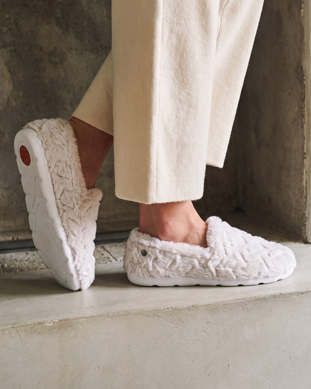 Zapatillas de casa Cerradas Mujer Marfíl suave - Isotoner