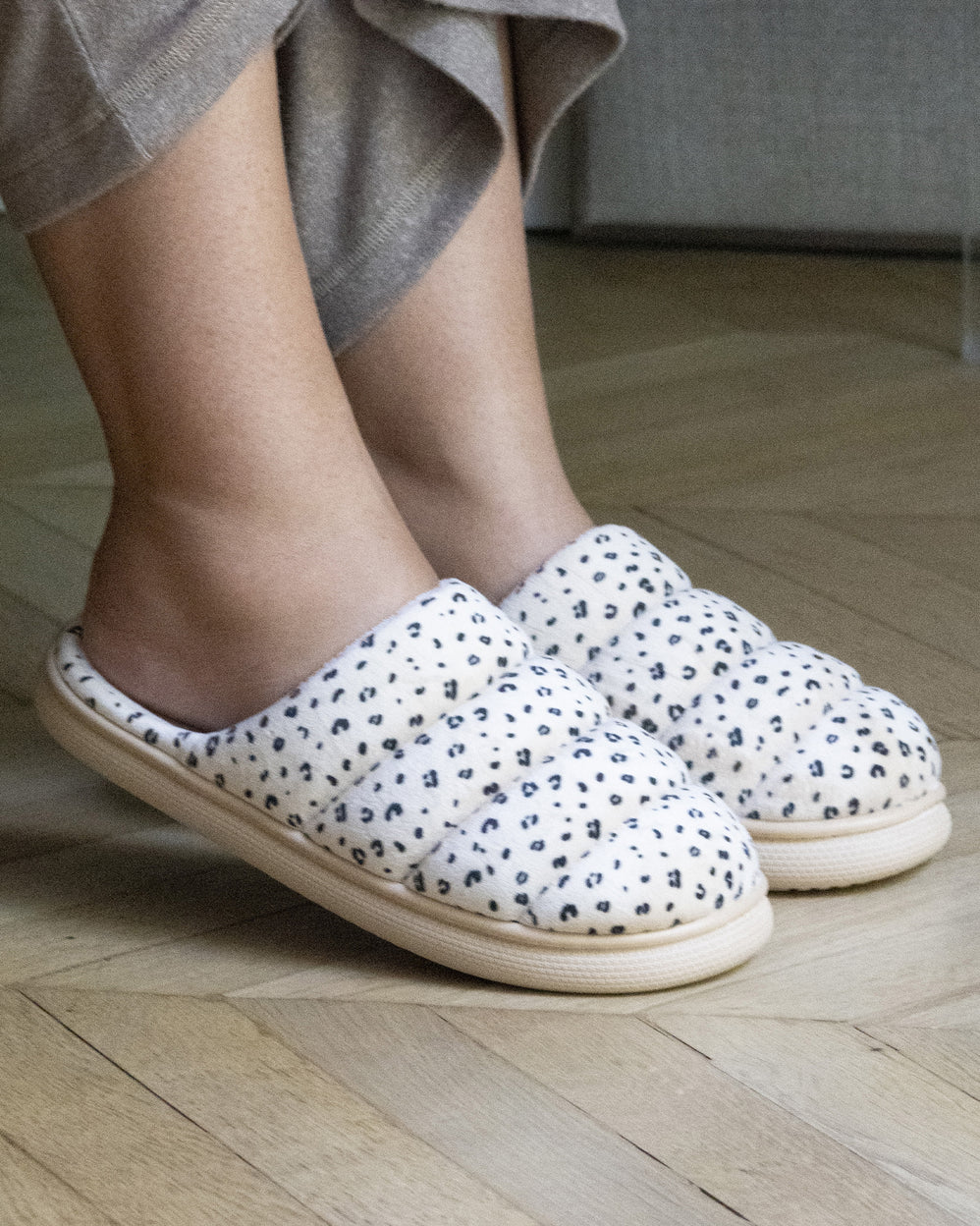 Zapatillas de casa Chinelas BLOUP Mujer Leopardo claro - Isotoner