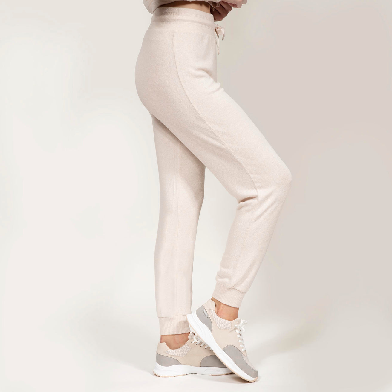 Pantalón jogger Mujer Beige